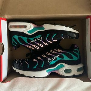 Air max plus! Have a Nike day collection!
